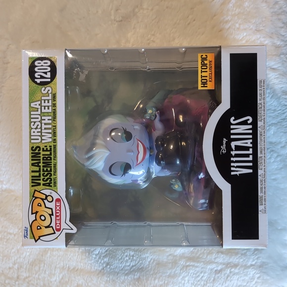 Ursula with Eels Funko POP! - Picture 1 of 4